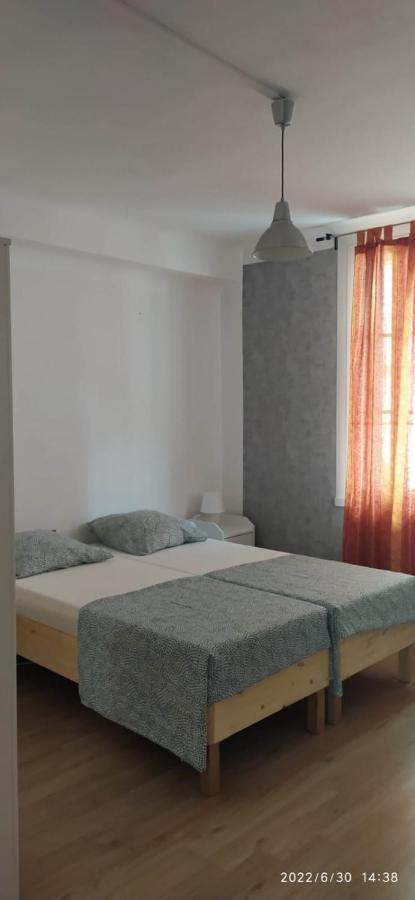 Апартаменти Beau F3, Renove, Calme, En Plein Centre De Нім Екстер'єр фото